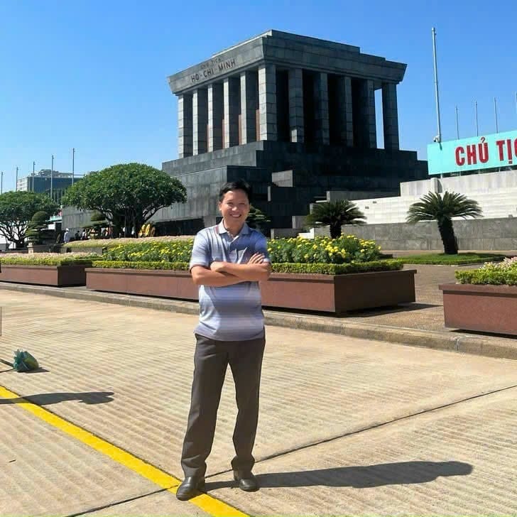  	Đặng Văn Tý (Khóa ĐH5TS)