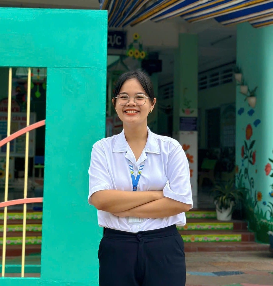 SV Nguyễn Hồng Tố Uyên 