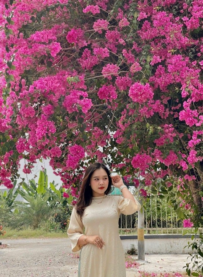 Khưu Ngọc Tường Vi