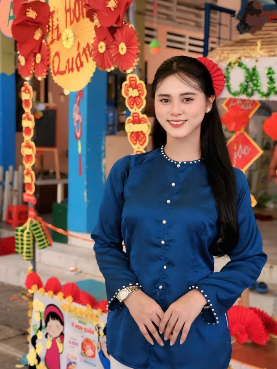 Cô Lê Thị Yến Nhi 