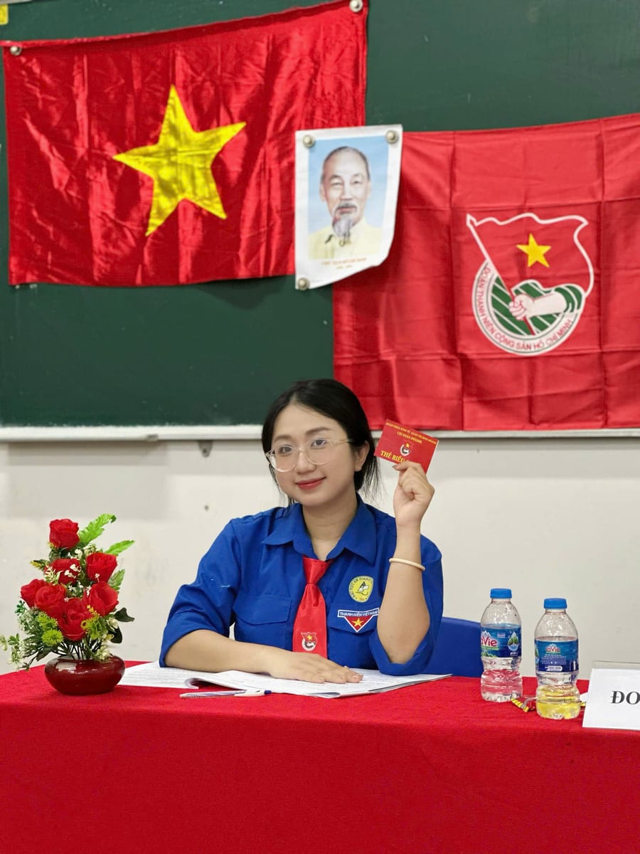 HUỲNH LÊ UYỂN NHI